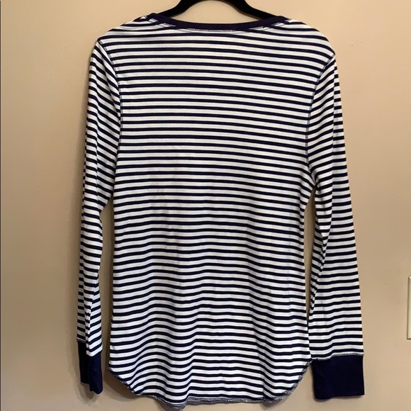 Old Navy navy/white striped thermal top - Picture 5 of 6